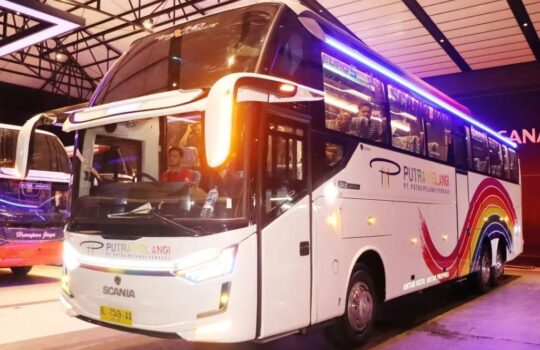 Jenis dan Tipe Bus Pariwisata untuk Liburan yang Lebih Nyaman